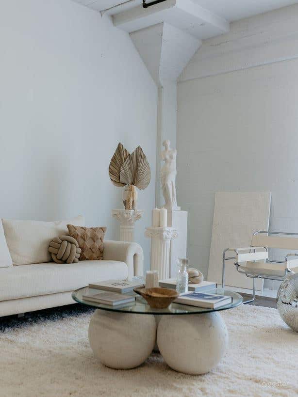 Creative Photo/filming Studio in LA Photo 3