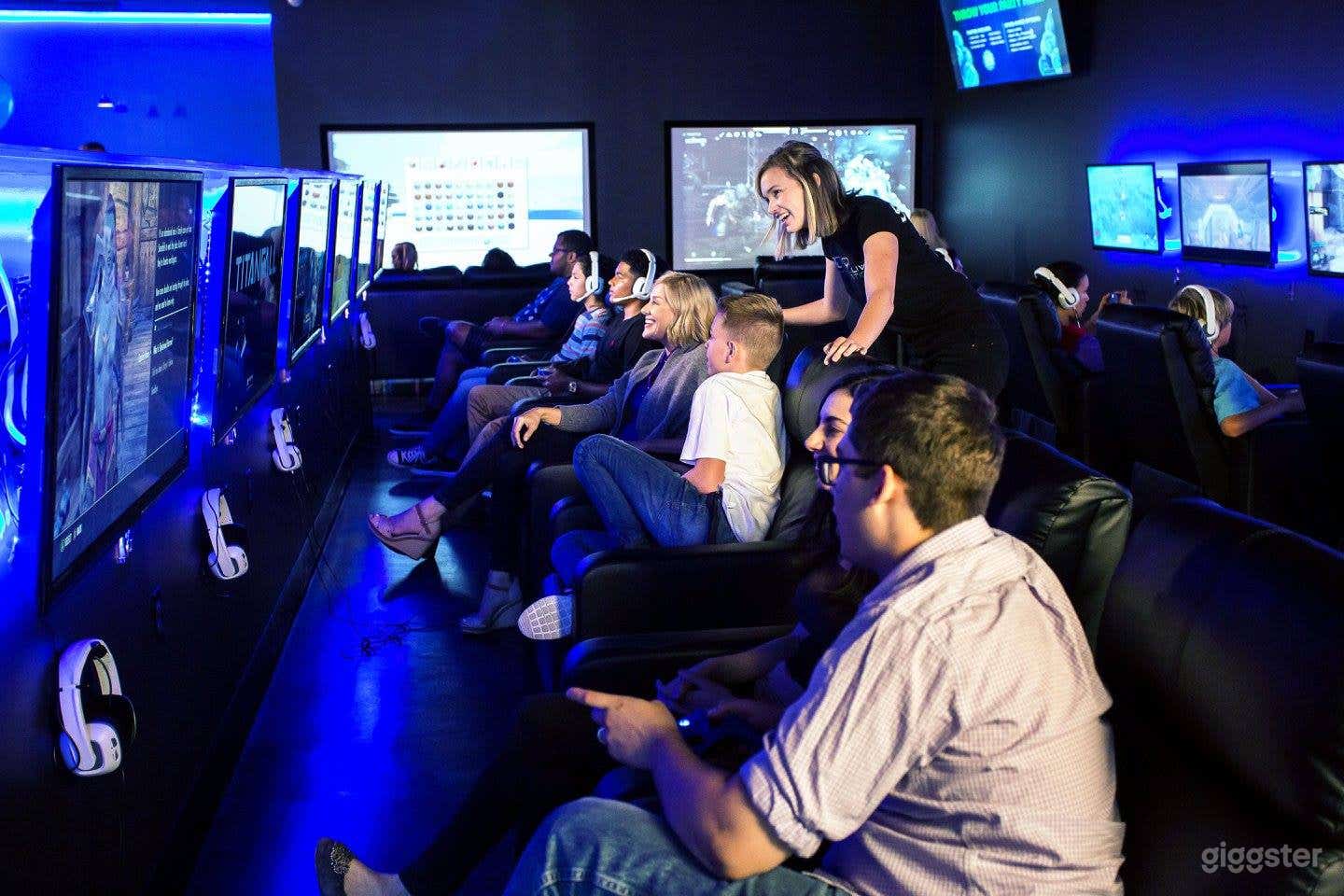 Premium Social Gaming Lounge Photo 4