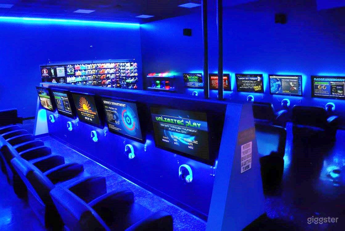 Premium Social Gaming Lounge Photo 2