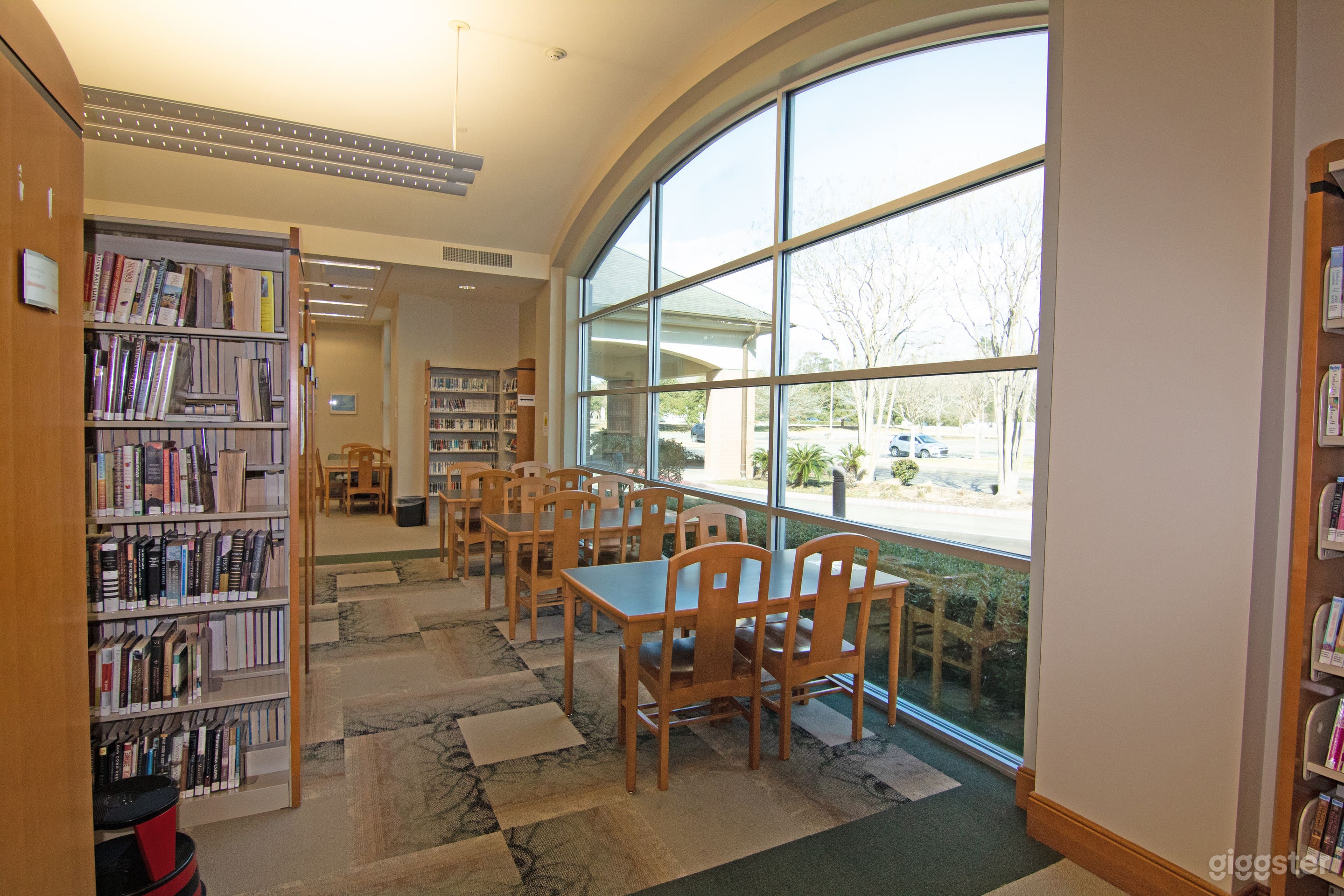 Public library in Zachary Branch Photo 4