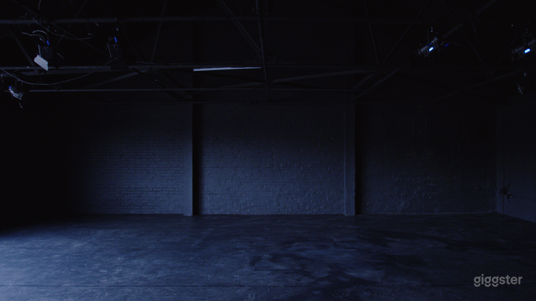  Klatch Studio: Black Box 