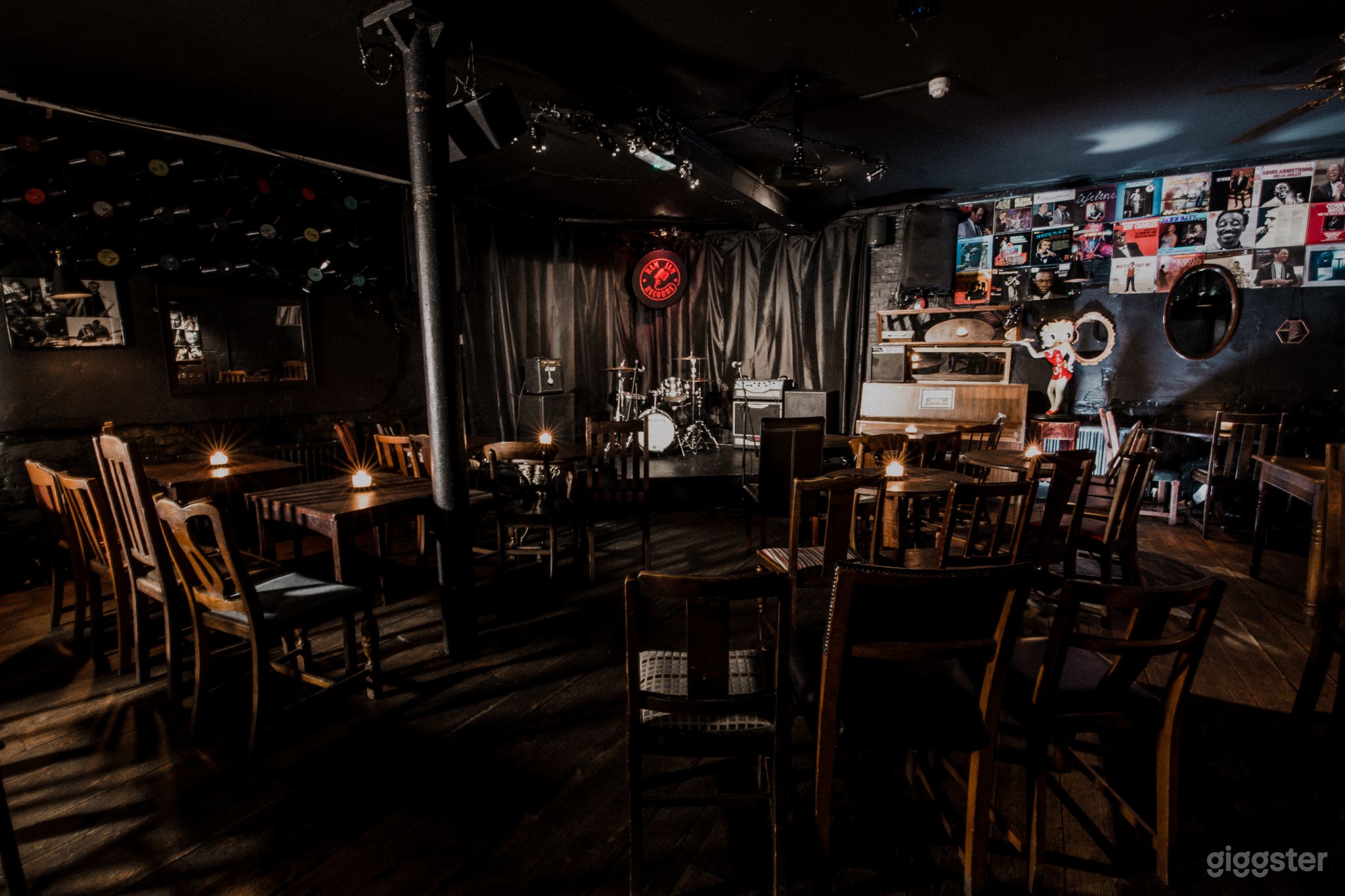 HOME OF MUSIC &amp; COMEDY IN KINGSTON Photo 4