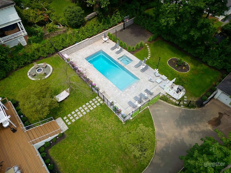  Exquisite Backyard Oasis with Pool 