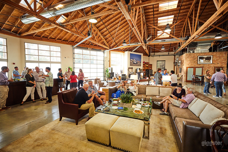  Multifunctional Warehouse 