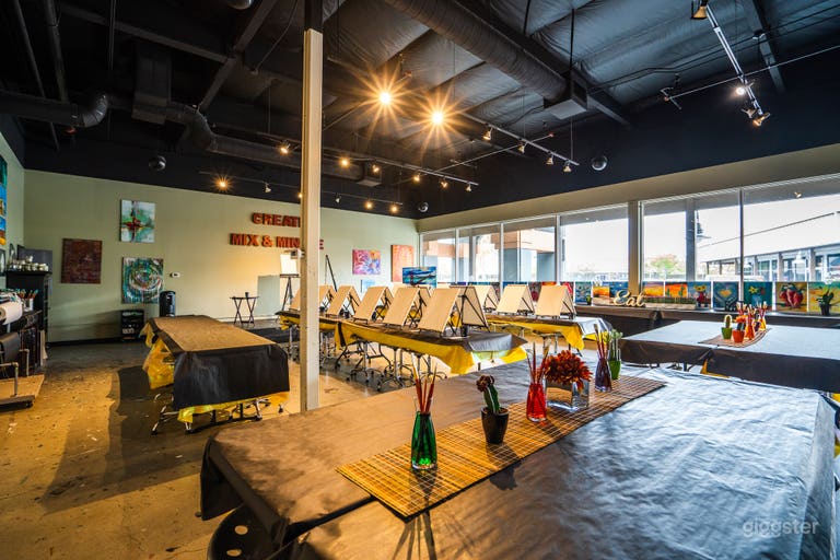  Large Studio with Catering Tables 