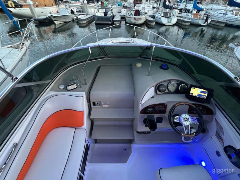  2007 Sea Ray Sundancer Yacht Perfect for Photo & Video shoot 