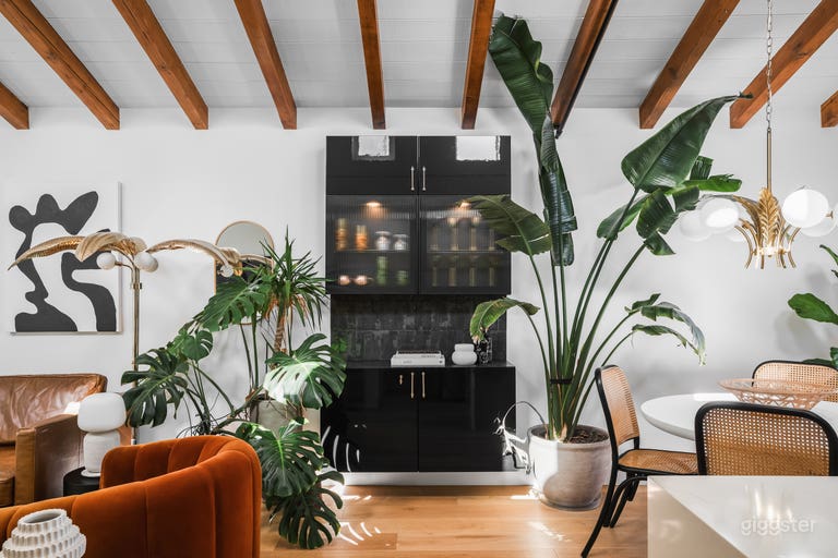  Lush & Light-Filled – Tropical Boho Loft  