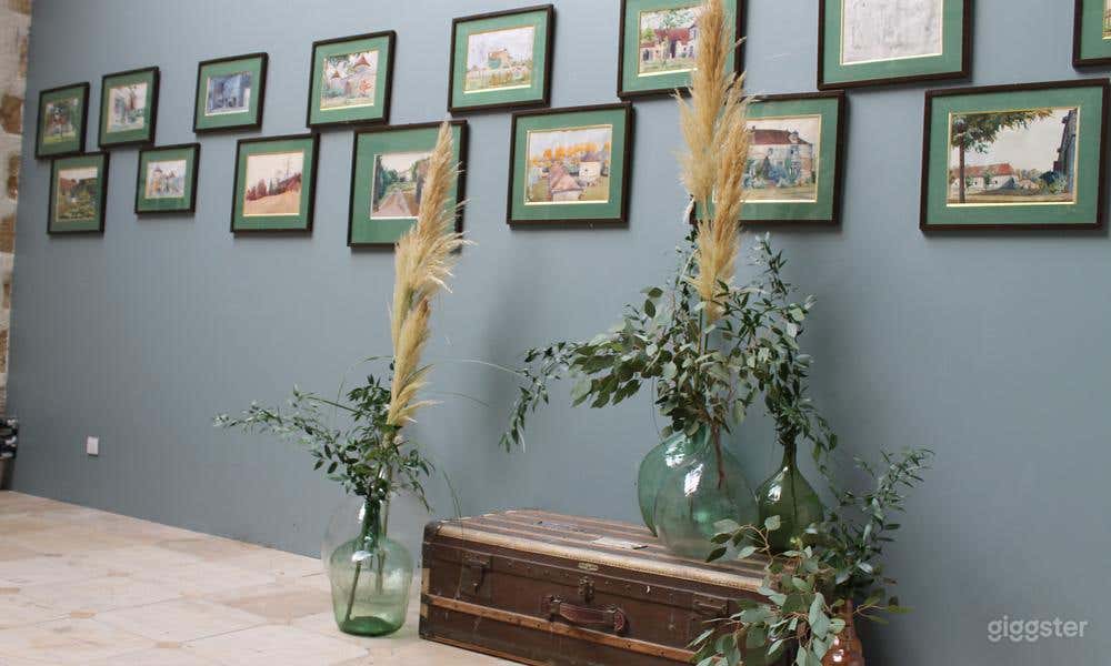 Exhibition Hall Photo 3