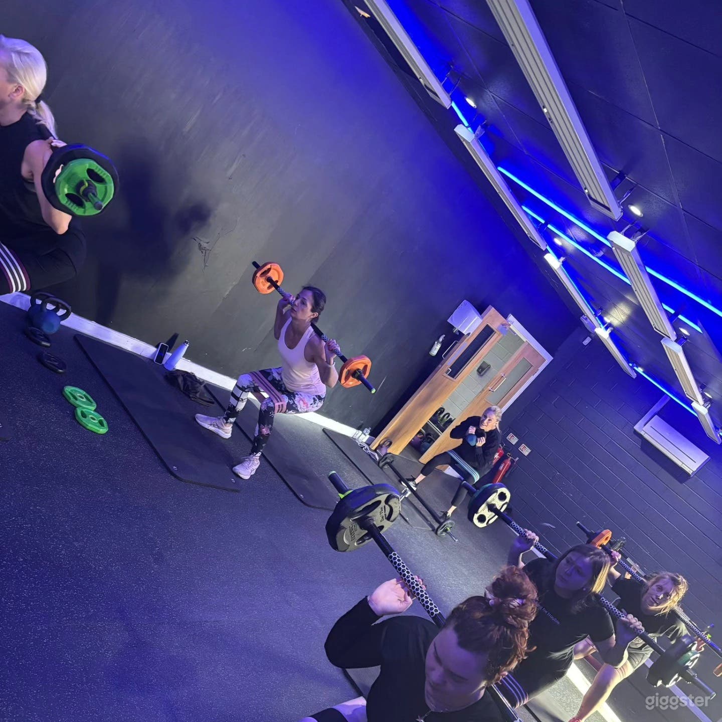 Modern Fitness Studio  Photo 2