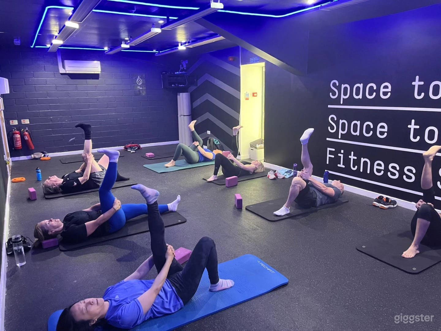 Modern Fitness Studio  Photo 3