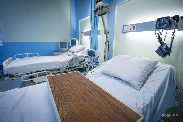  FULL HOSPITAL Standing Set | FilmStudioLA 