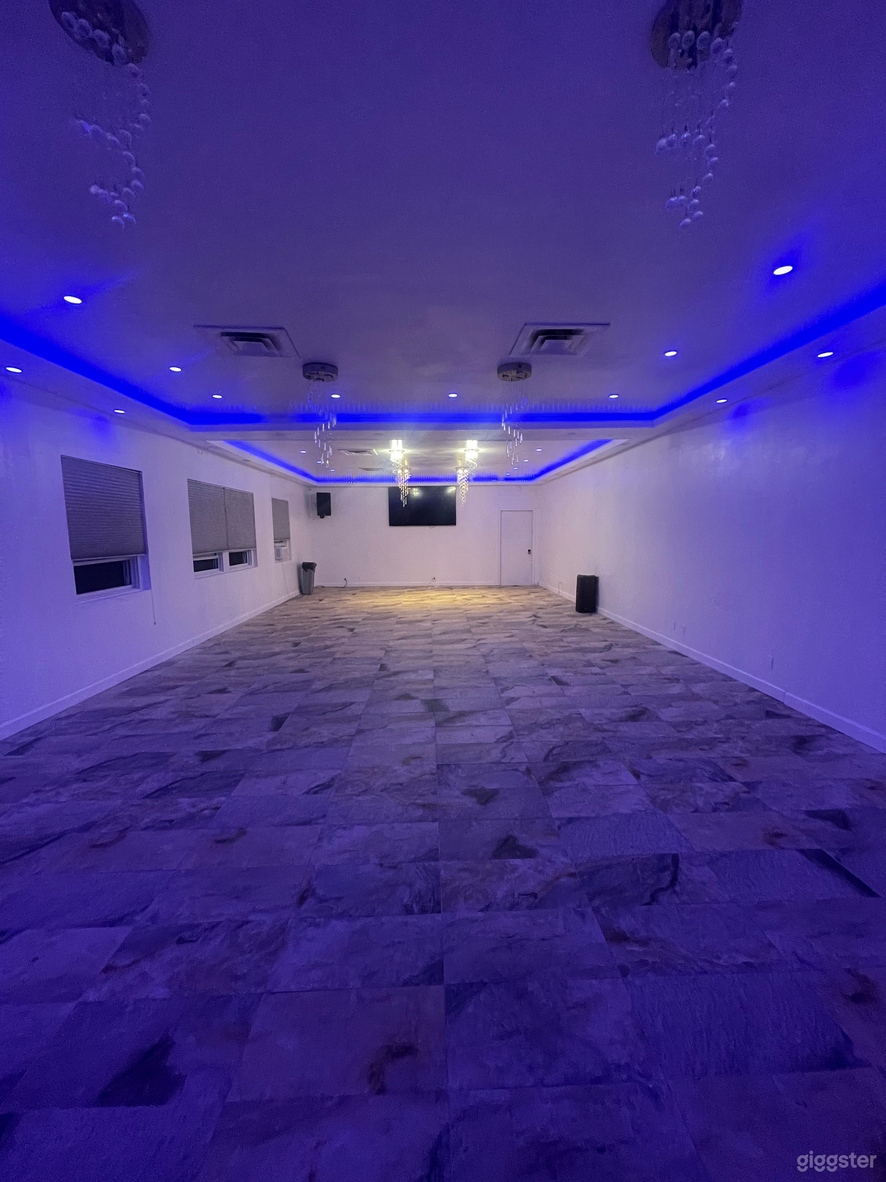 Creative Bronx Loft Space Photo 3