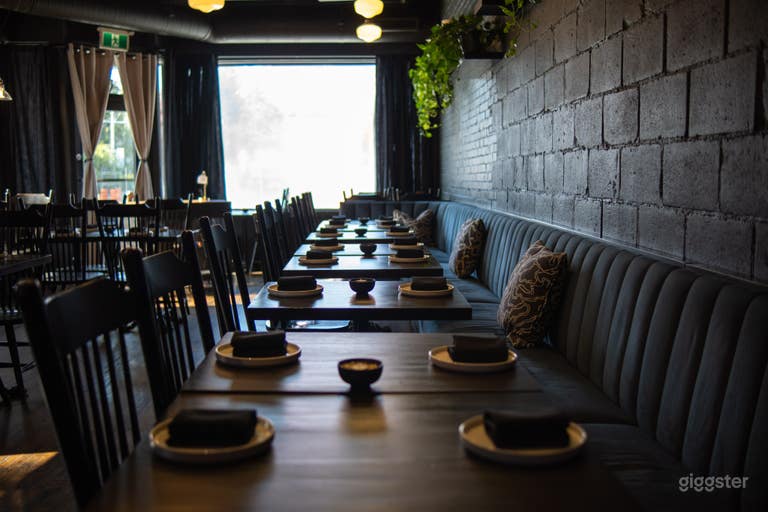  Intimate Bar/ Restaurant 