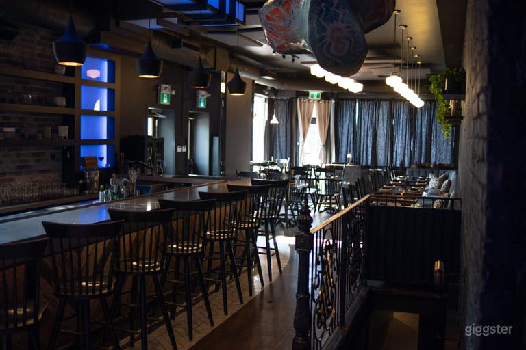  Intimate Bar/ Restaurant 