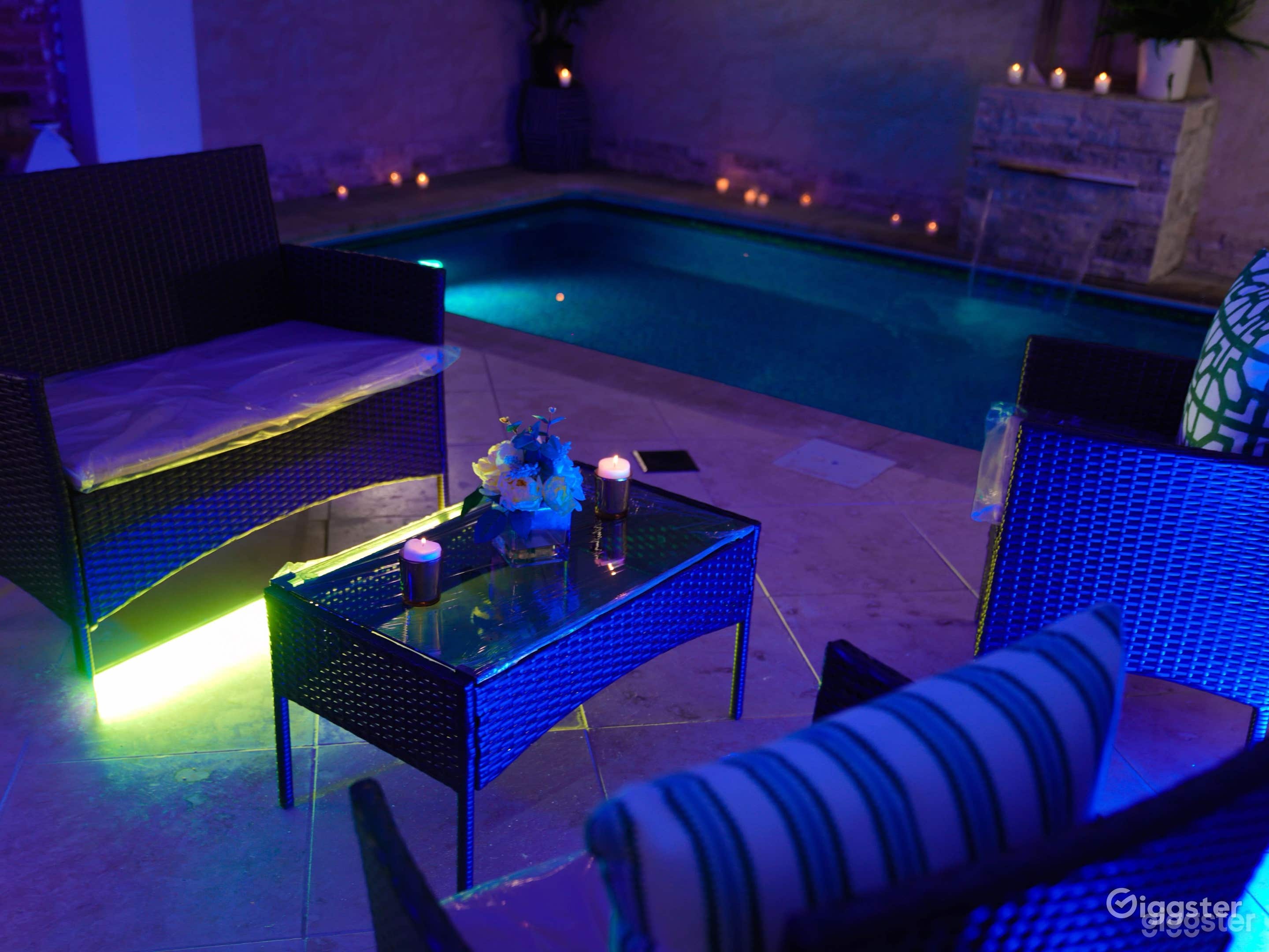 Sparkling Pool Offering Tranquil Ambiance Photo 1