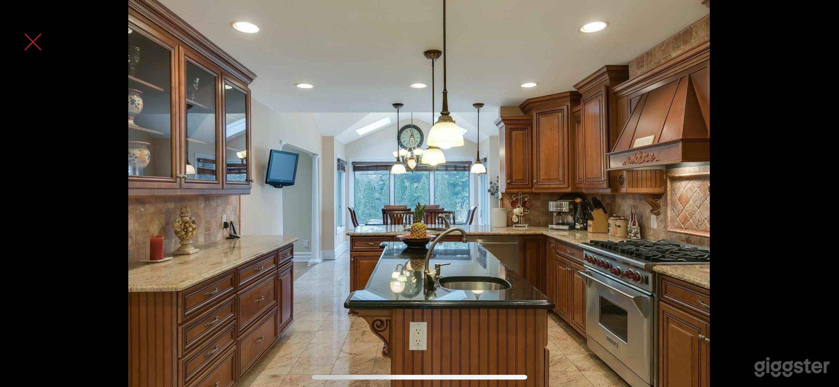 Mediterranean Villa Photo 2