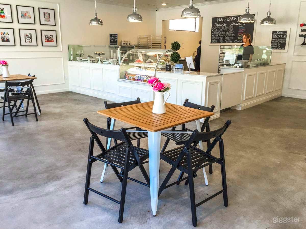 Airy Parisian Bakery w/ Kitchen &amp; Storefront Cafe Photo 3