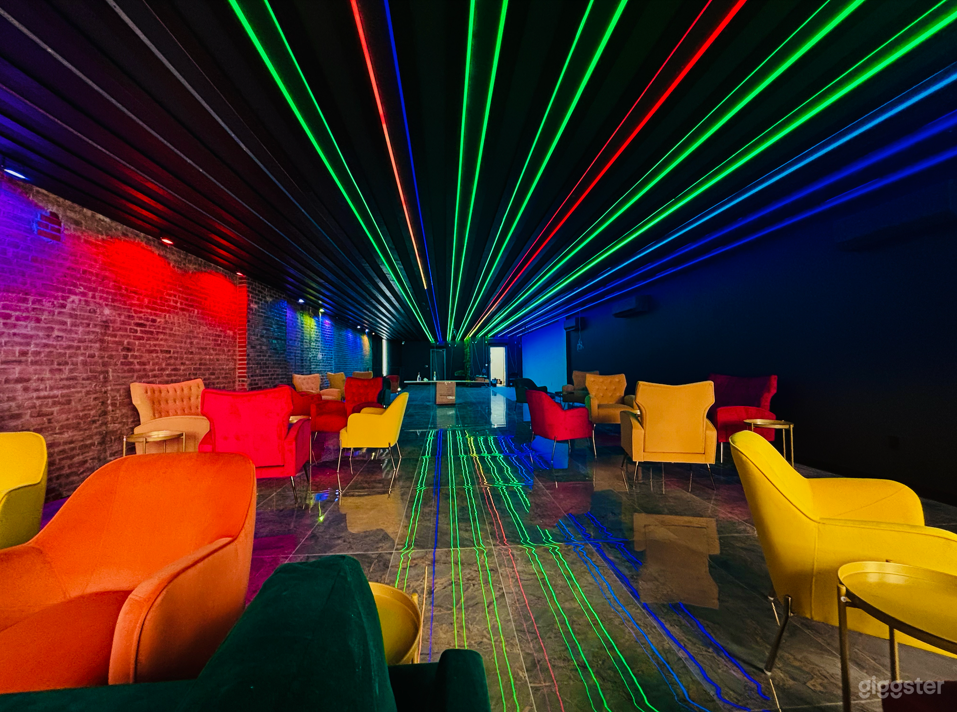 Premier Manhattan Venue for Rent – Lounge, Bar &amp; DJ Read Photo 1