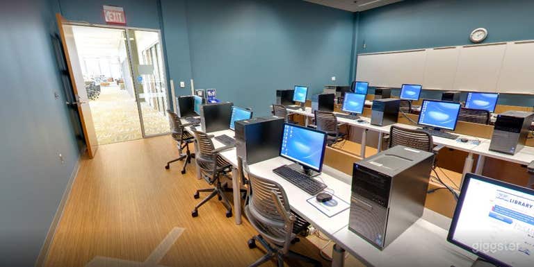  Flexible Library Conference Room in Baton Rouge 