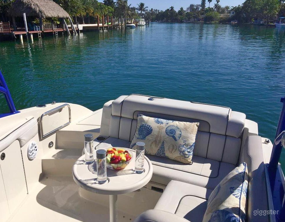 Homey 26FT Sea Ray Pelican Party Boat Space Events Photo 2