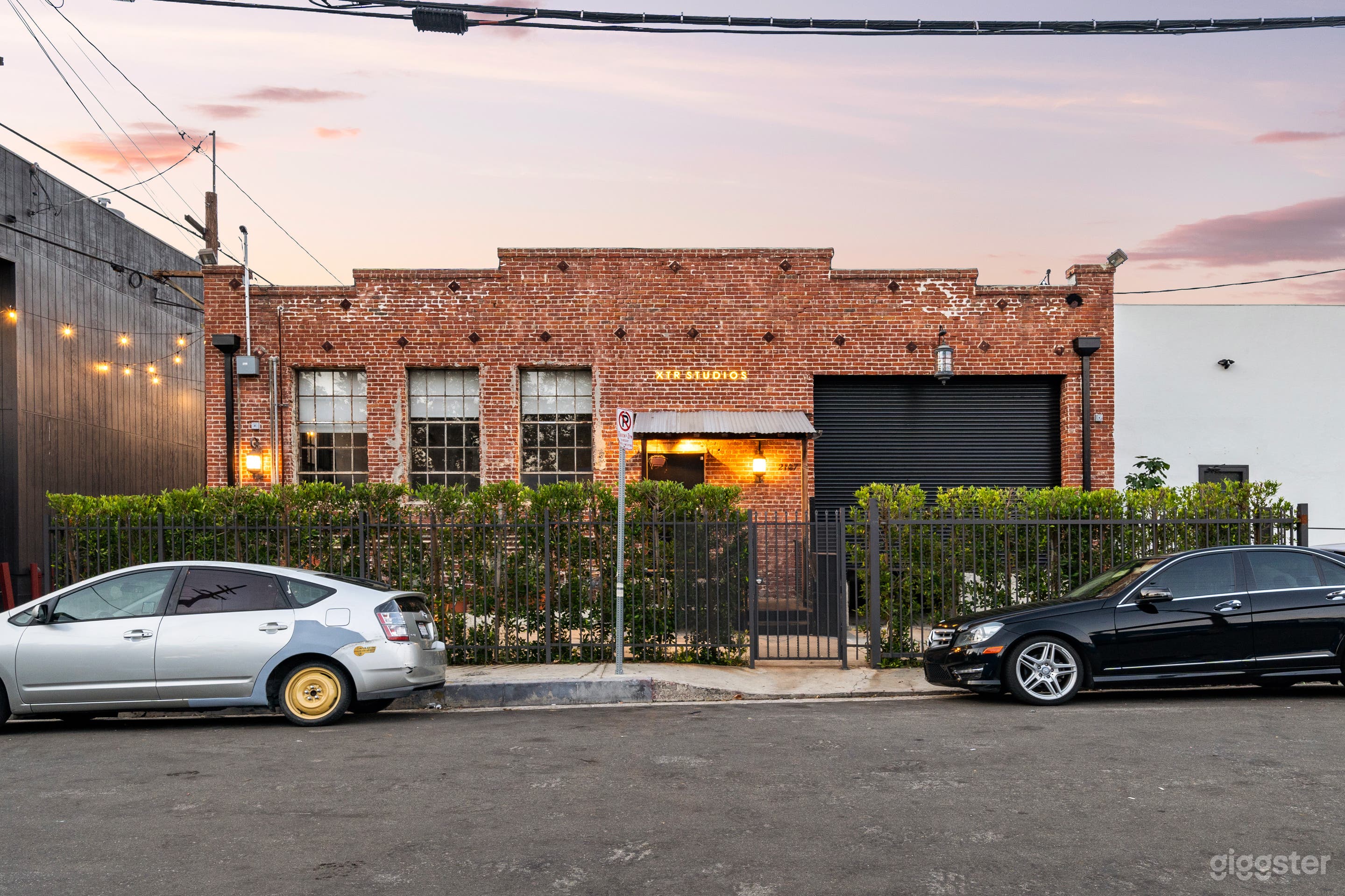 ECHO PARK CREATIVE FLEX OFFICE SPACE Photo 1