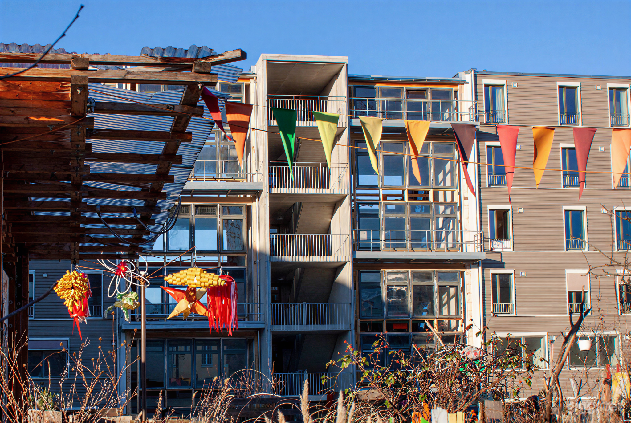 Neukölln – Öko-Apartment mit Kiezblick Foto 1