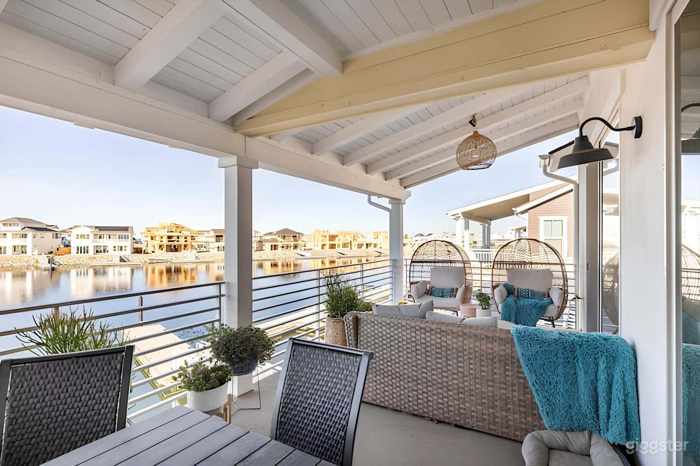 Waterfront Retreat in California Delta Photo 4