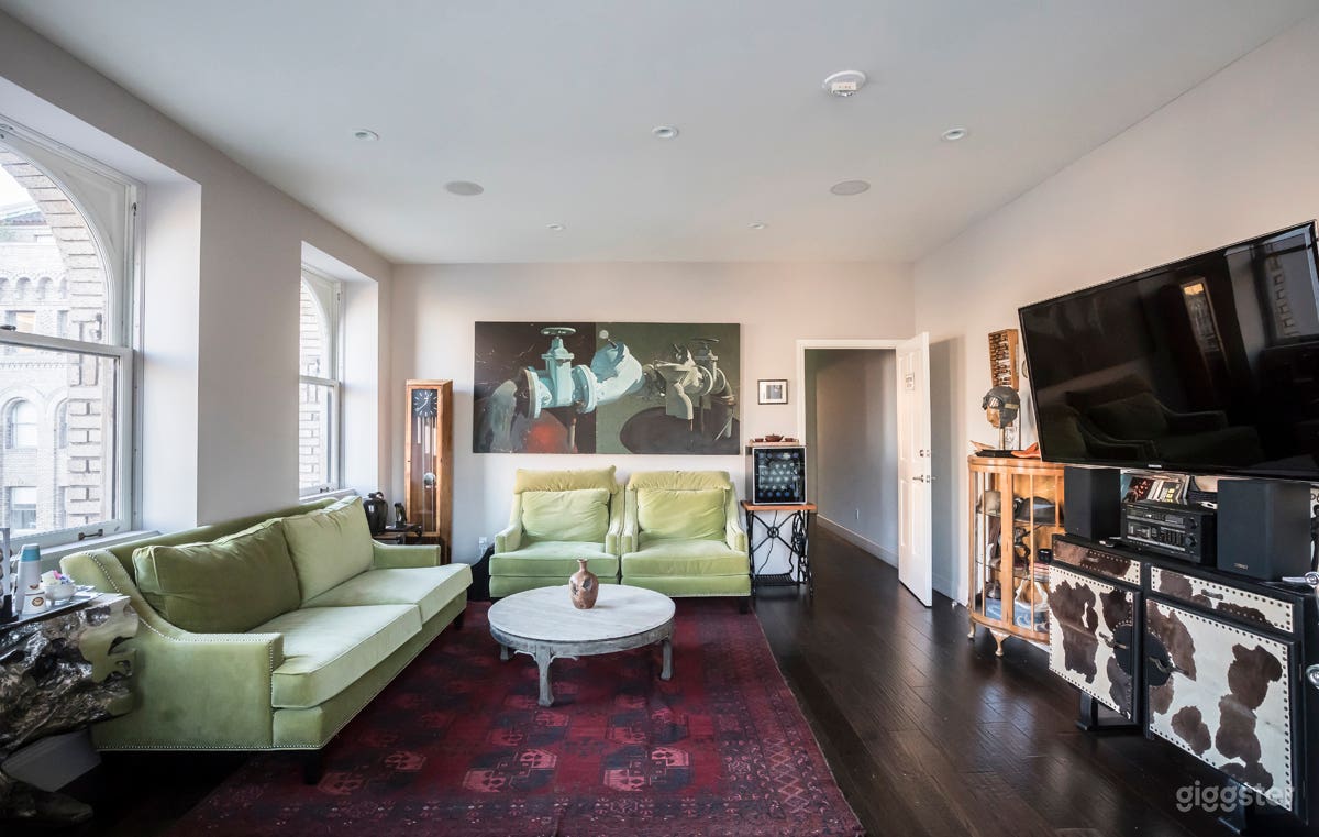 Whimsical &amp; Invigorating Space w Amazing Views Photo 3