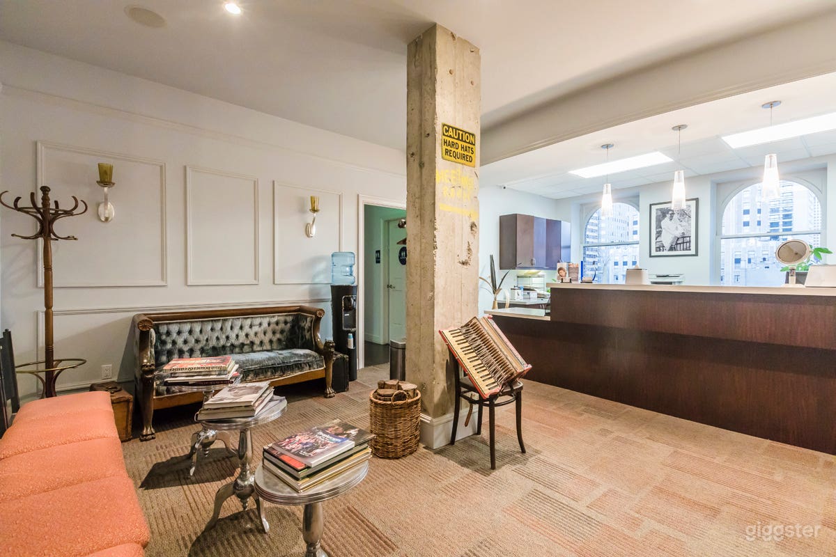 Whimsical &amp; Invigorating Space w Amazing Views Photo 4