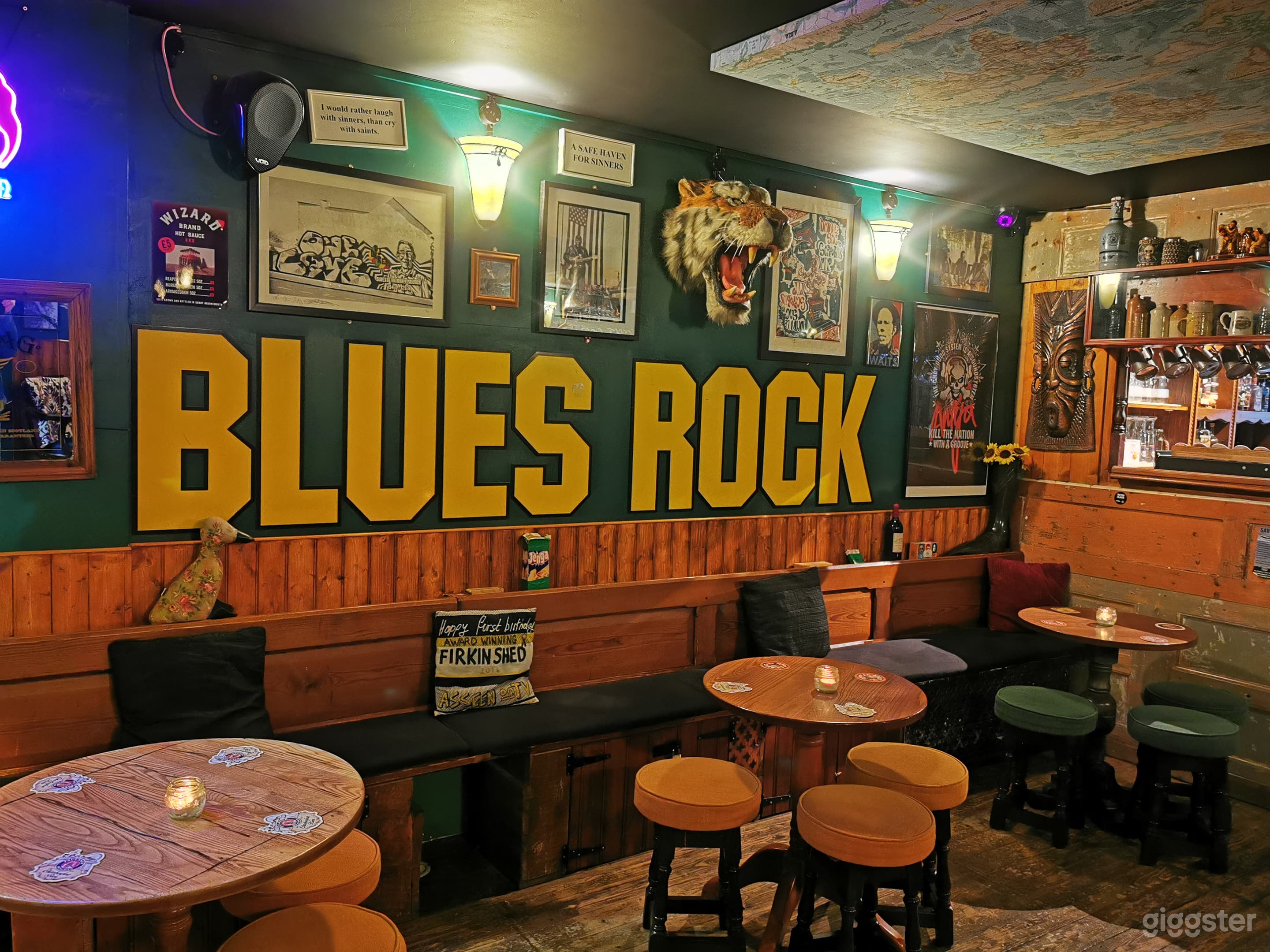 A Tiny Craft beer oasis Photo 2