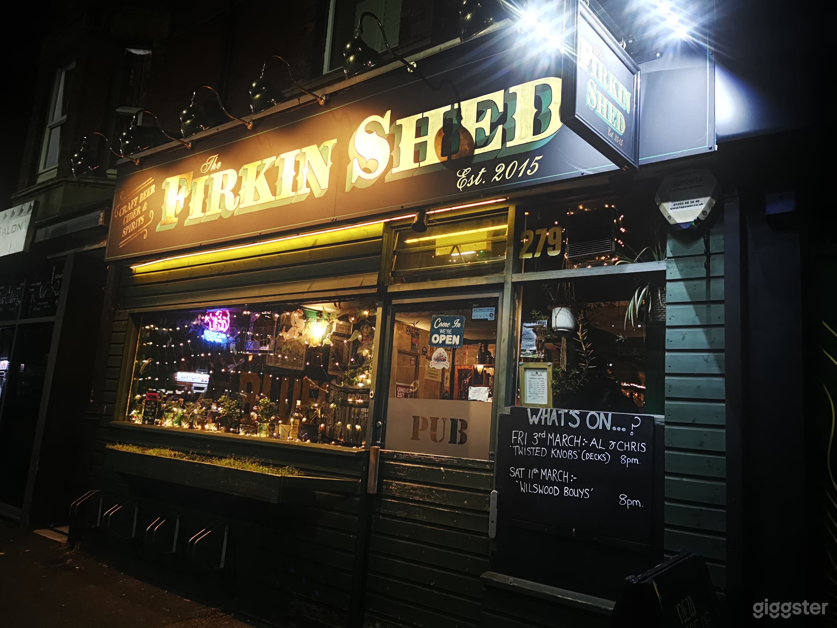 A Tiny Craft beer oasis Photo 1