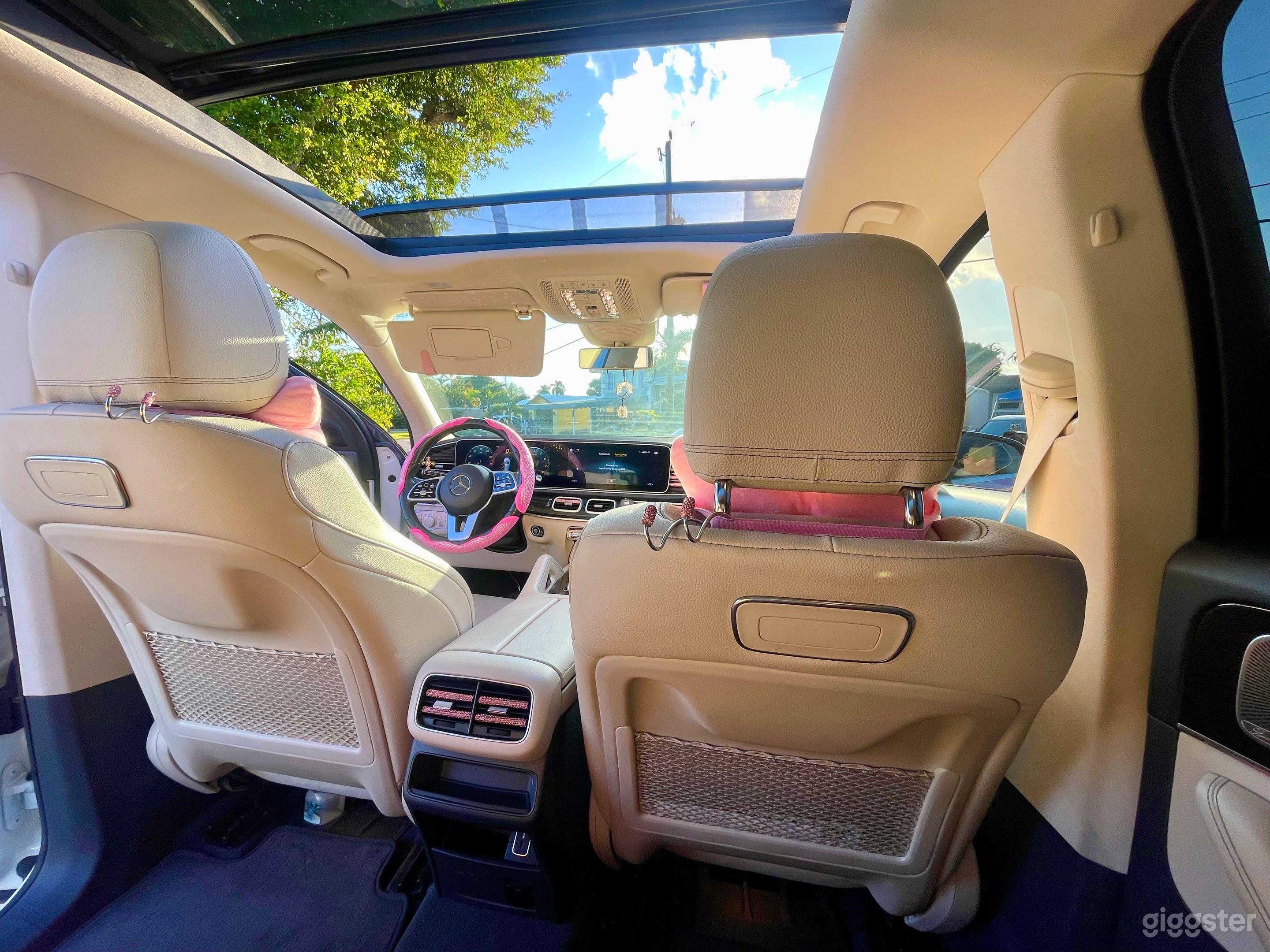 Pink Mercedes-Benz Photo 4