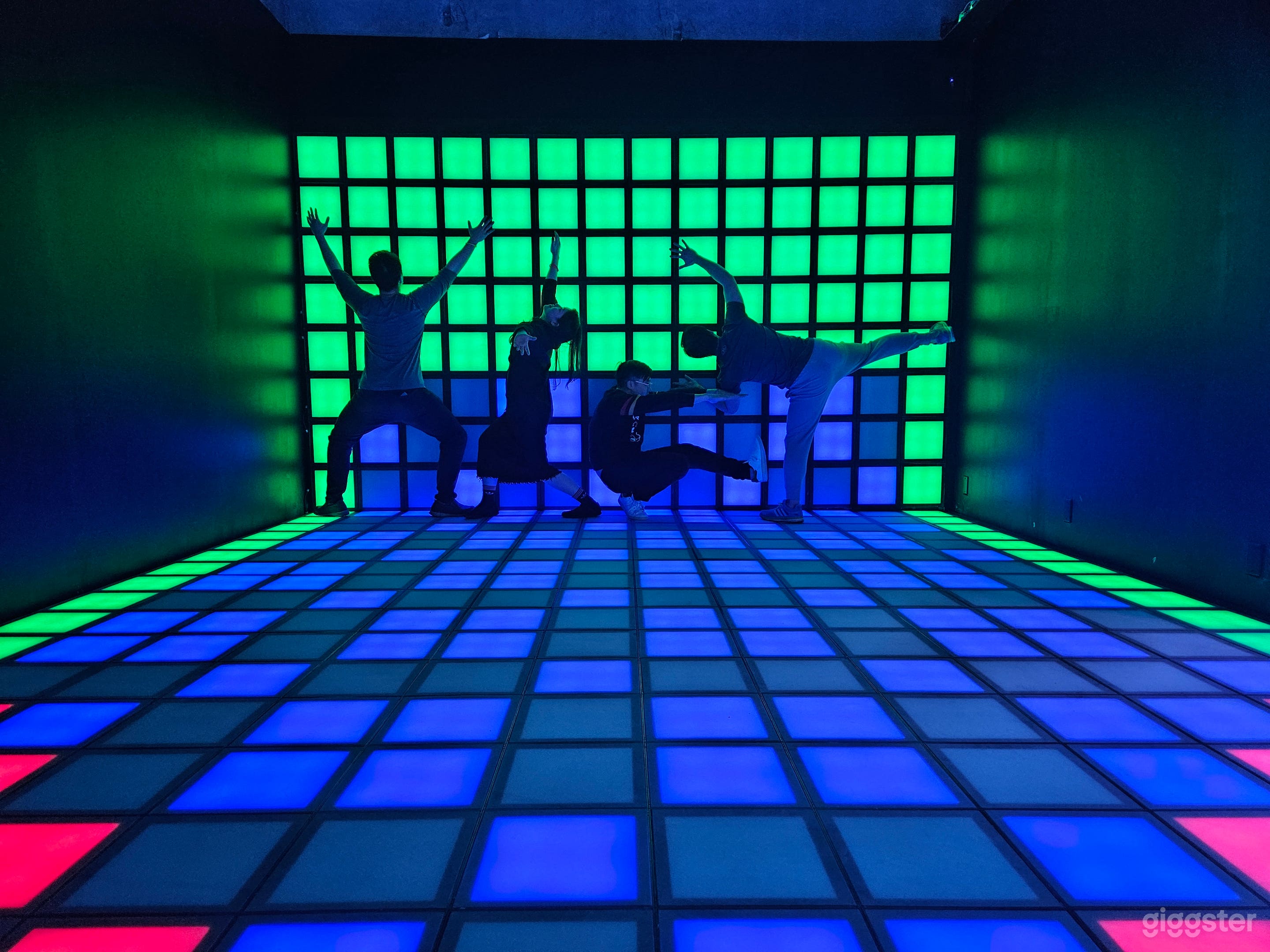 Richmond LED Dance Floor Studio Photo 1
