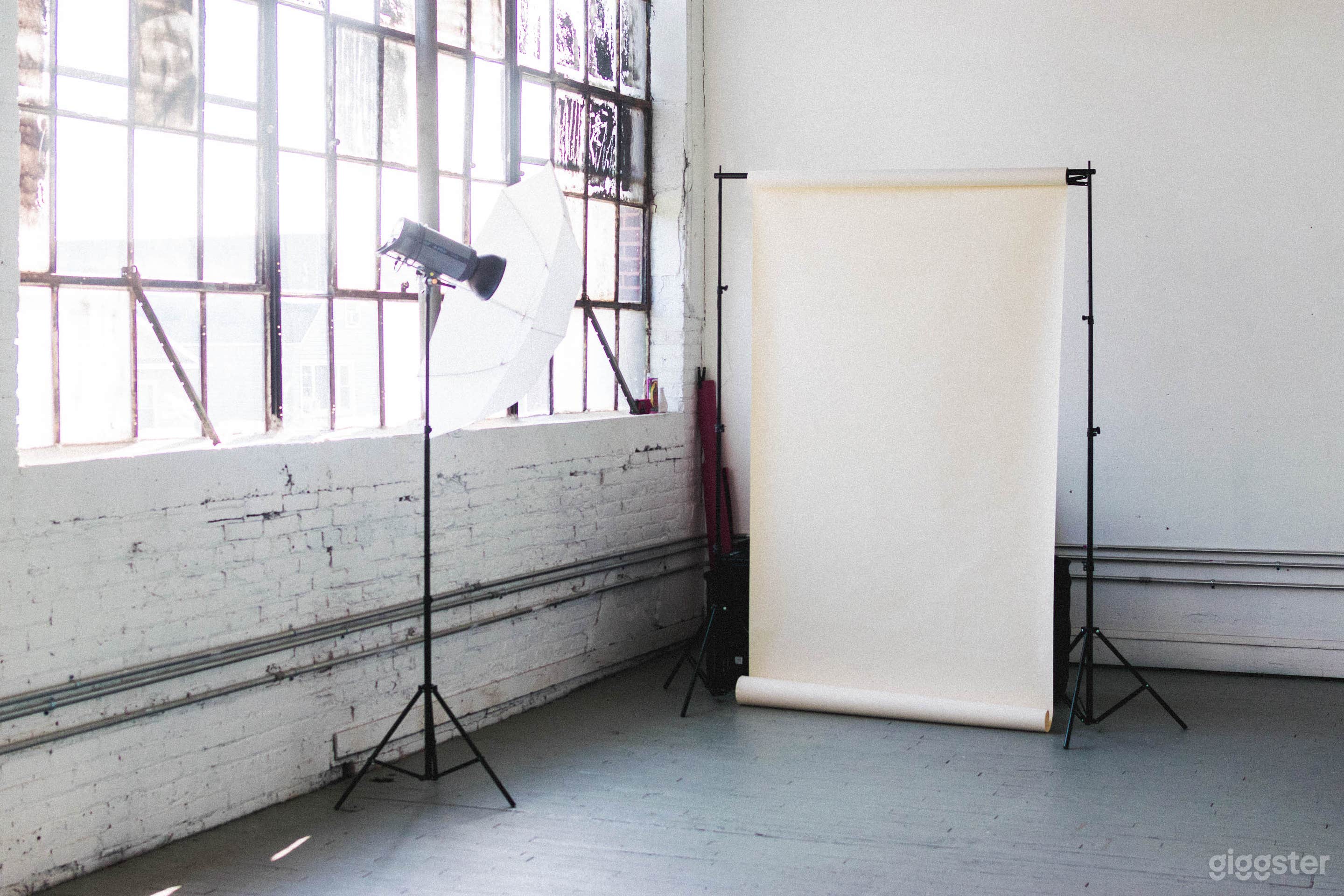 Industrial Natural Light Studio on Chicago's West Side Photo 2