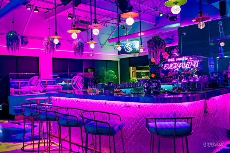  Vibrant Social Lounge Perfect for Celebrations 