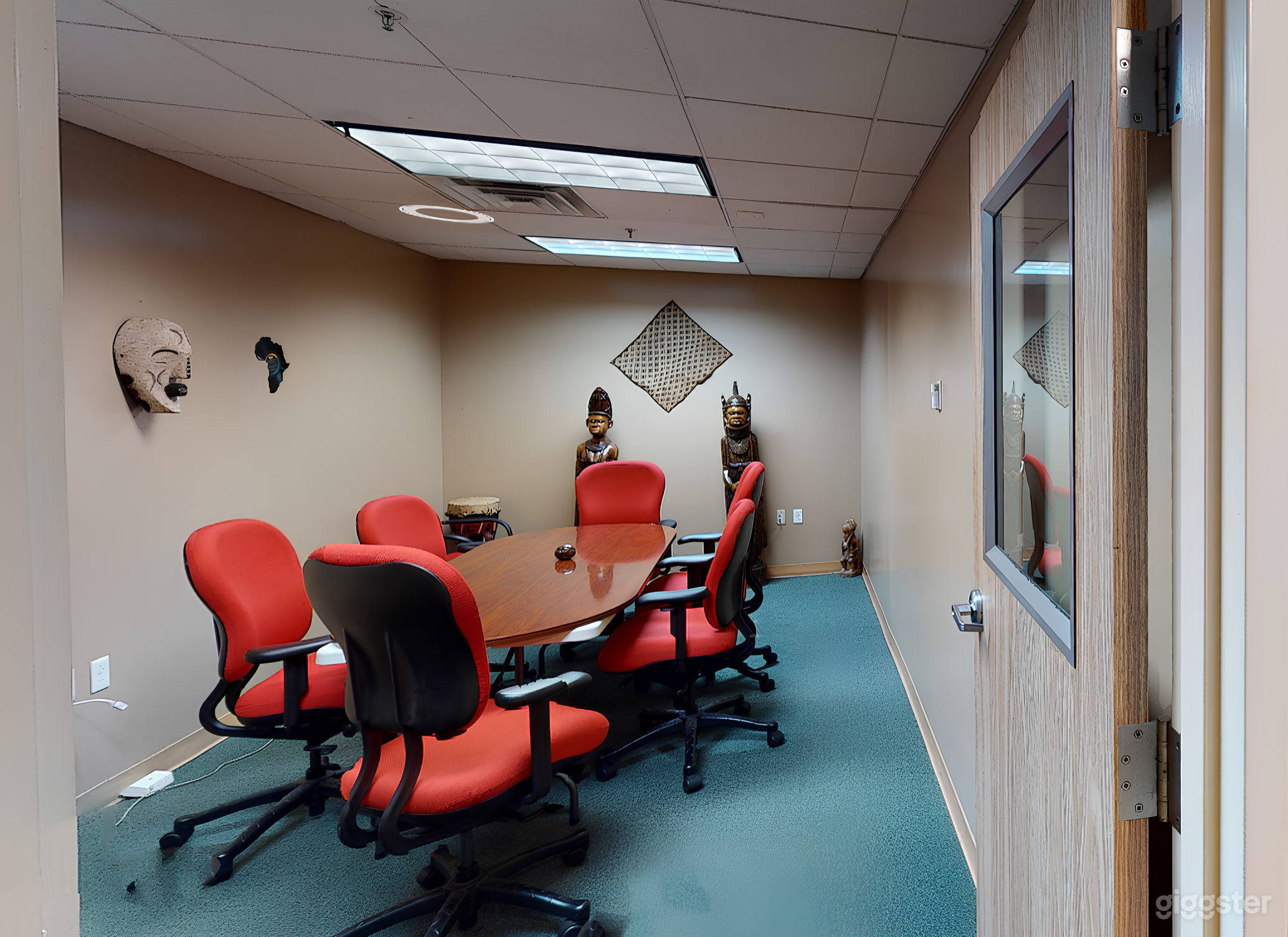 Conference Room in African Cultural Museum Photo 3