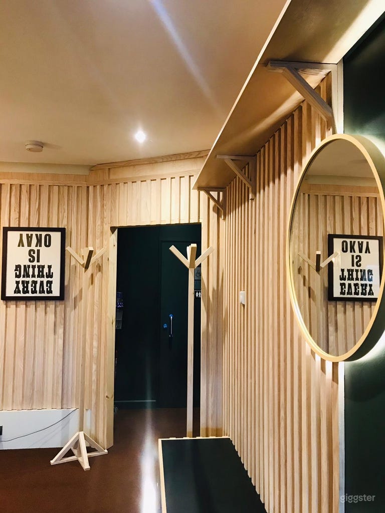  Ground Floor Reception / waiting area 