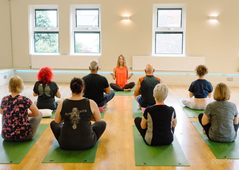  1st Floor studio - Daytime natural light  