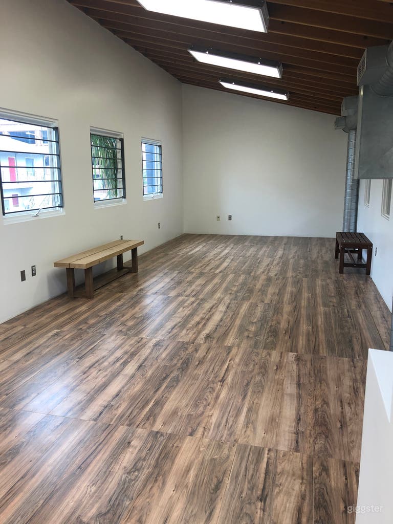  Extra room on second floor, approx 600 sq feet 