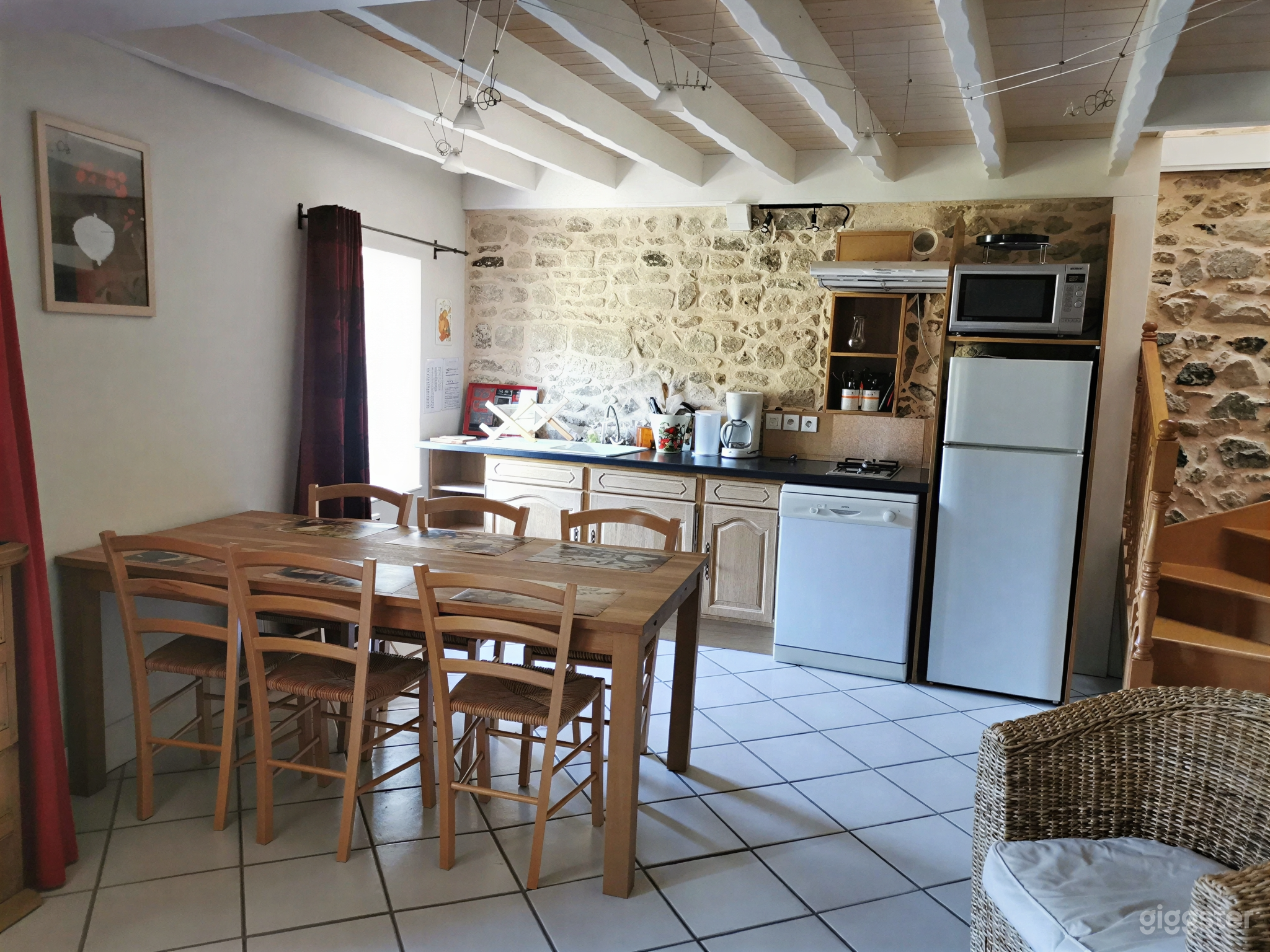 Photo de Sérénité en collines françaises : escapade champêtre nature 3