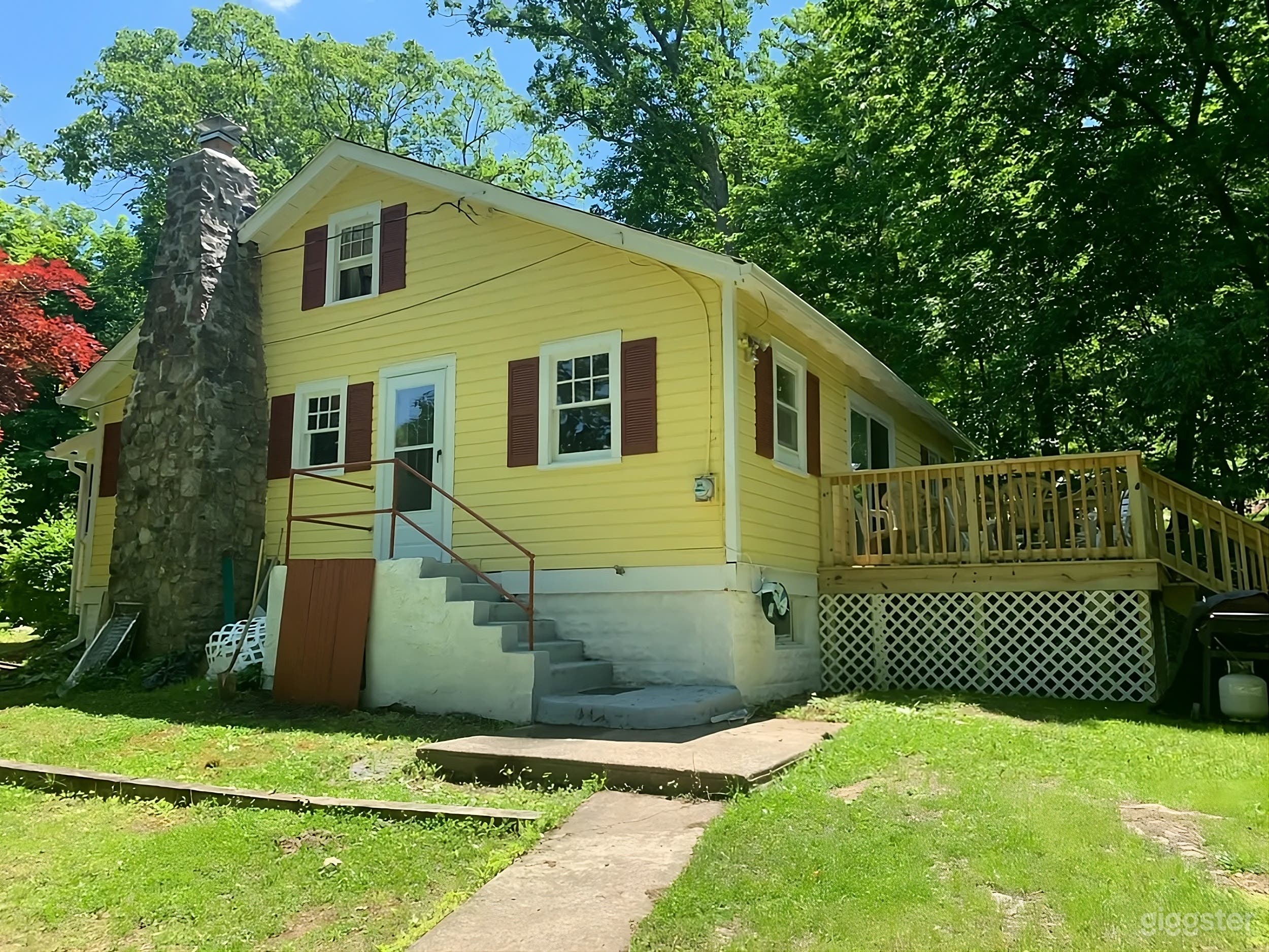 Rustic Woodland Backyard Retreat Photo 1