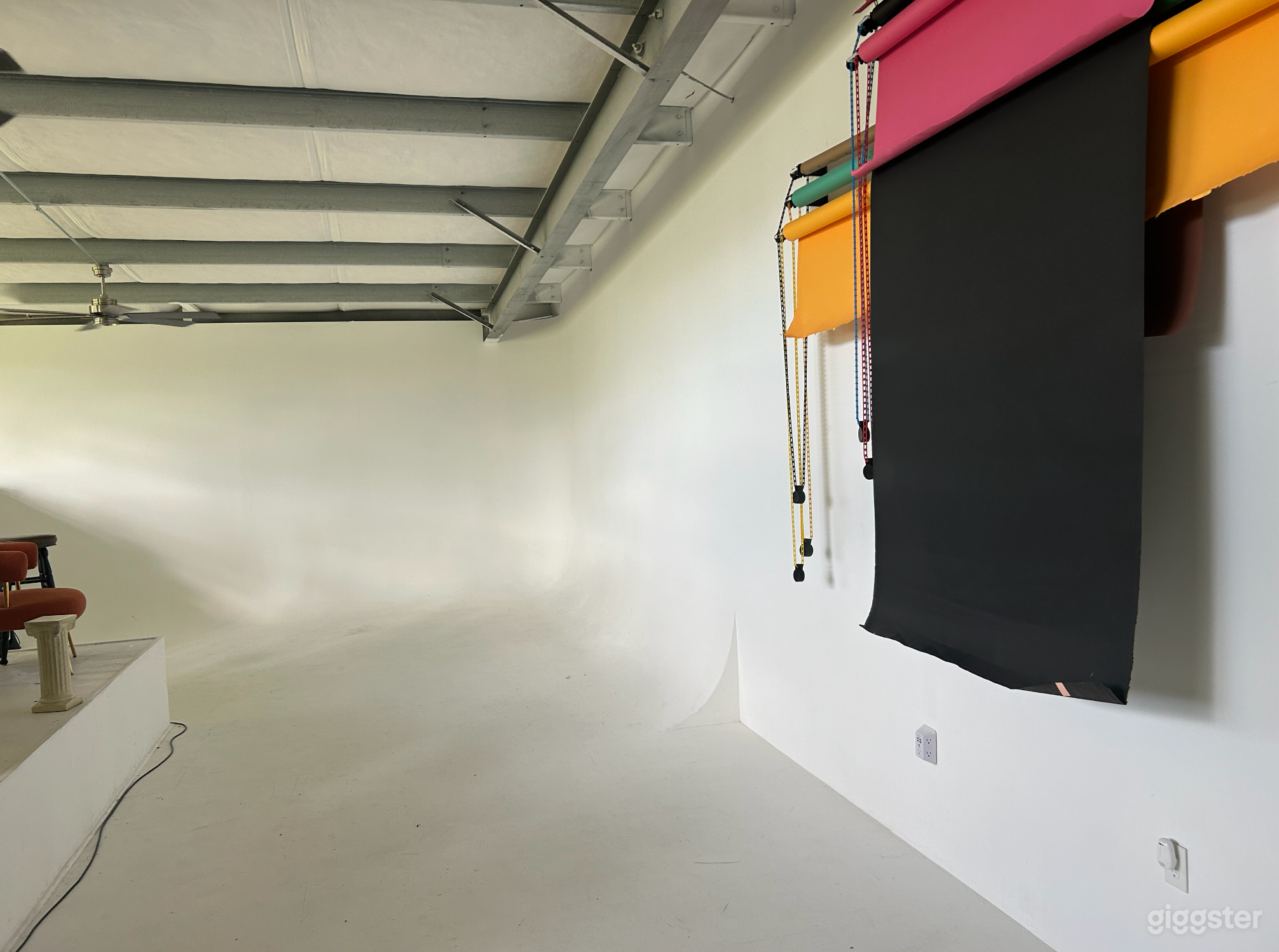 Cyclorama Wall &amp; Paper Backdrops