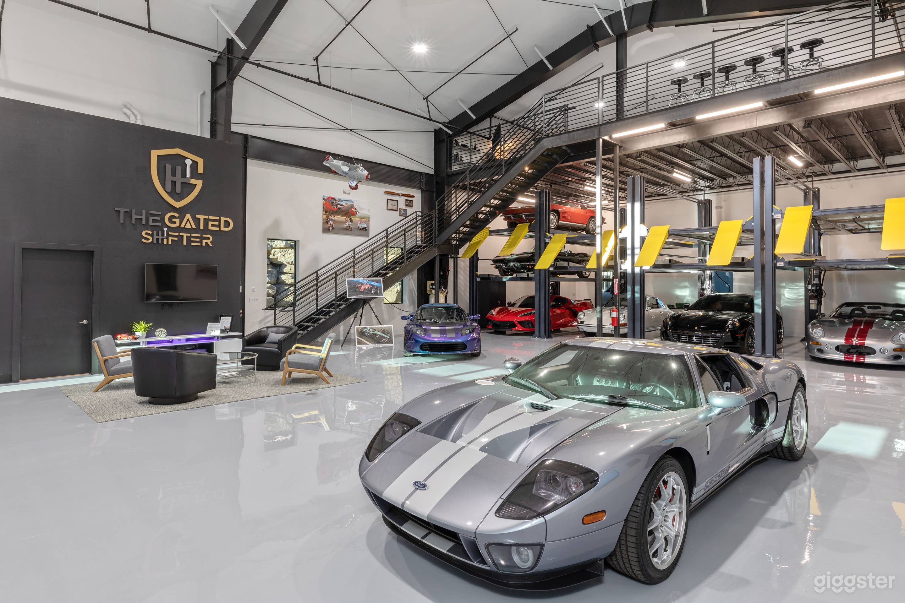 Use of Main Floor and Mezzanine Level Included