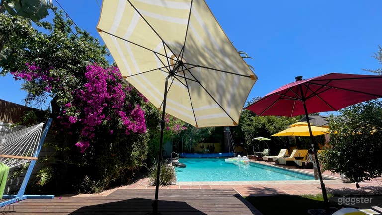  Tropical pool in Hollywood 