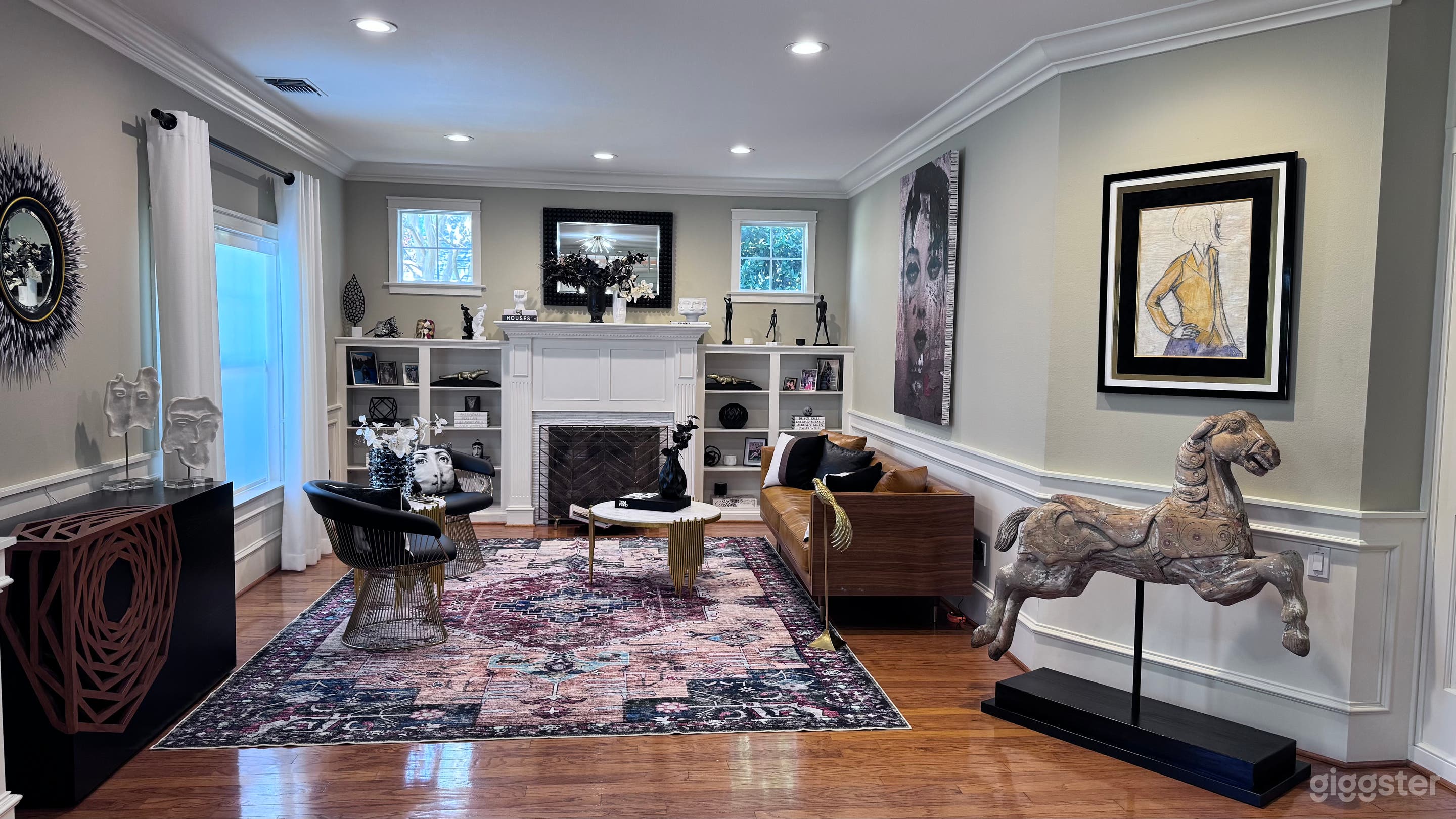 Designer Home in Pasadena ~ CLASSY & ELEGANT ~ WOW Photo 2