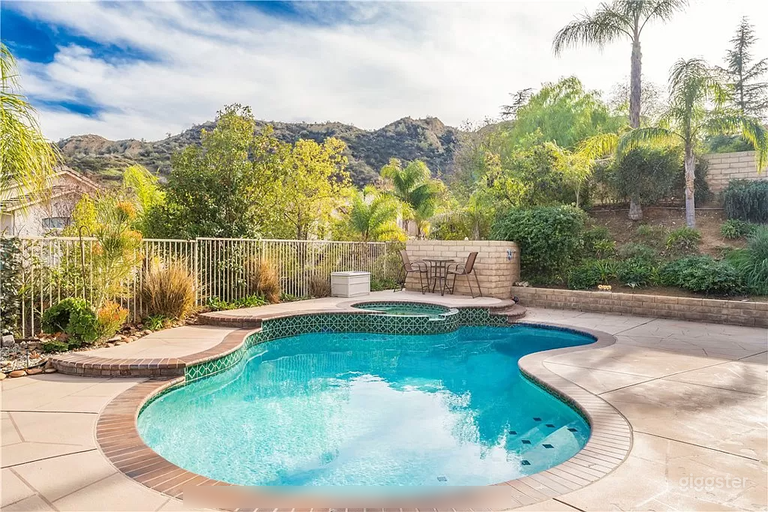  Curves of Tranquility Pool 