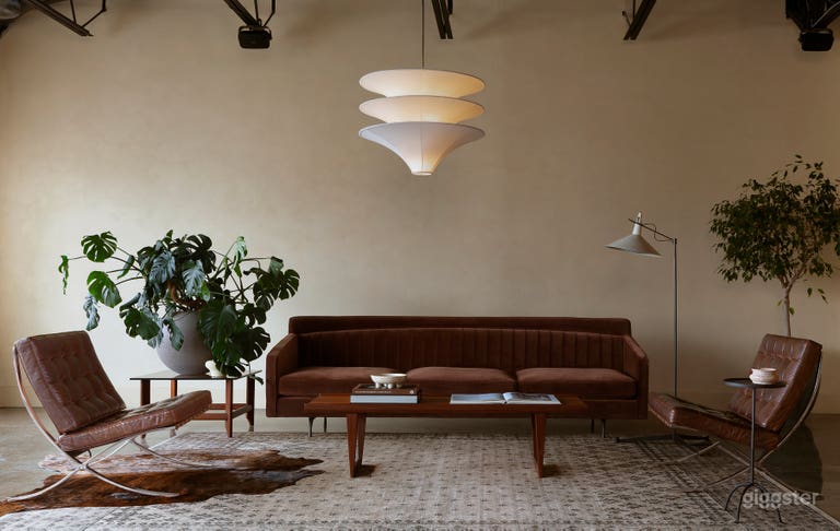  Open Concept Multi Use Studio 