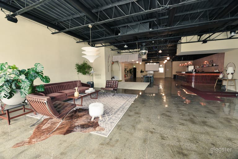  Open Concept Multi Use Studio 