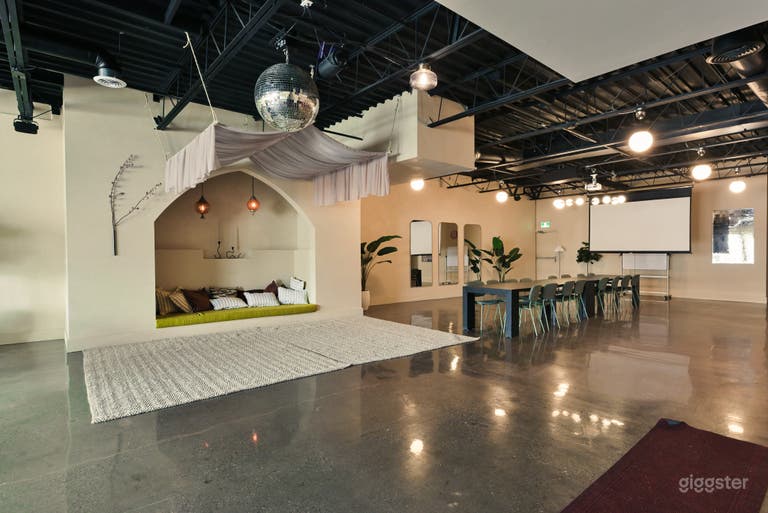 Open Concept Multi Use Studio 