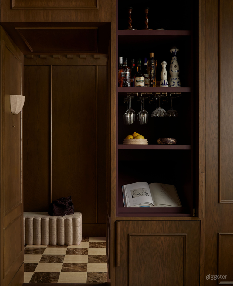  Light-Filled Modern Organic Home – Ideal for Film & Photo 